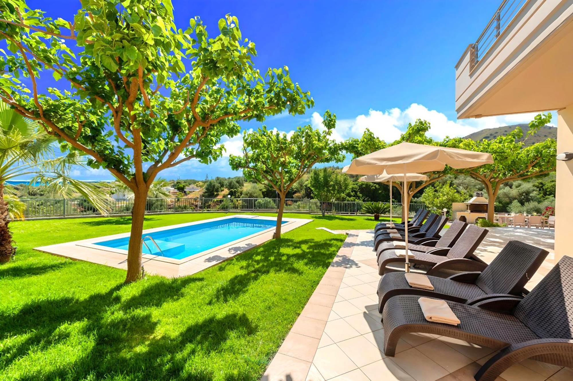 Mathés Sunlight Villas Heated Pool מראה חיצוני תמונה