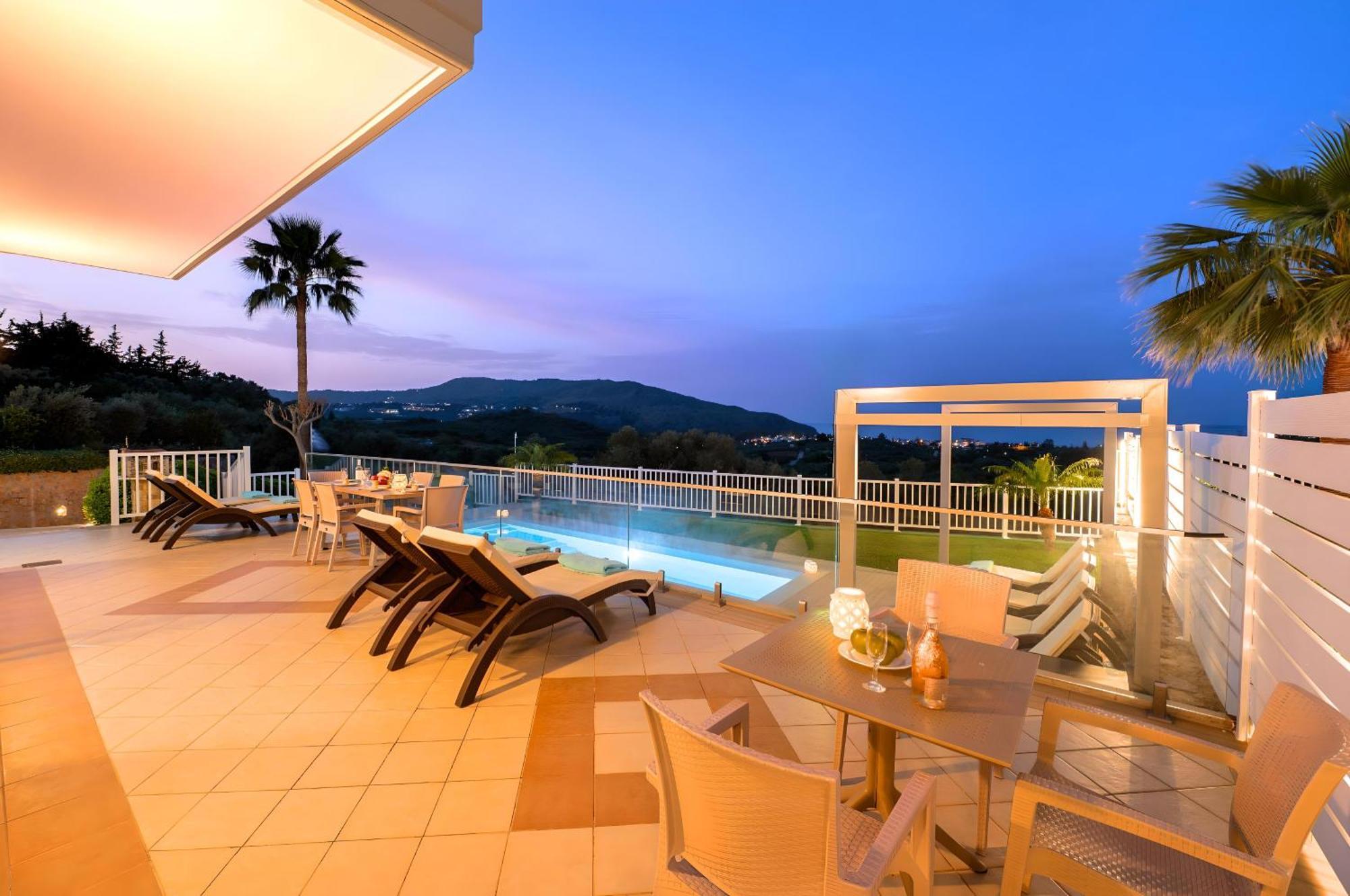 Mathés Sunlight Villas Heated Pool מראה חיצוני תמונה