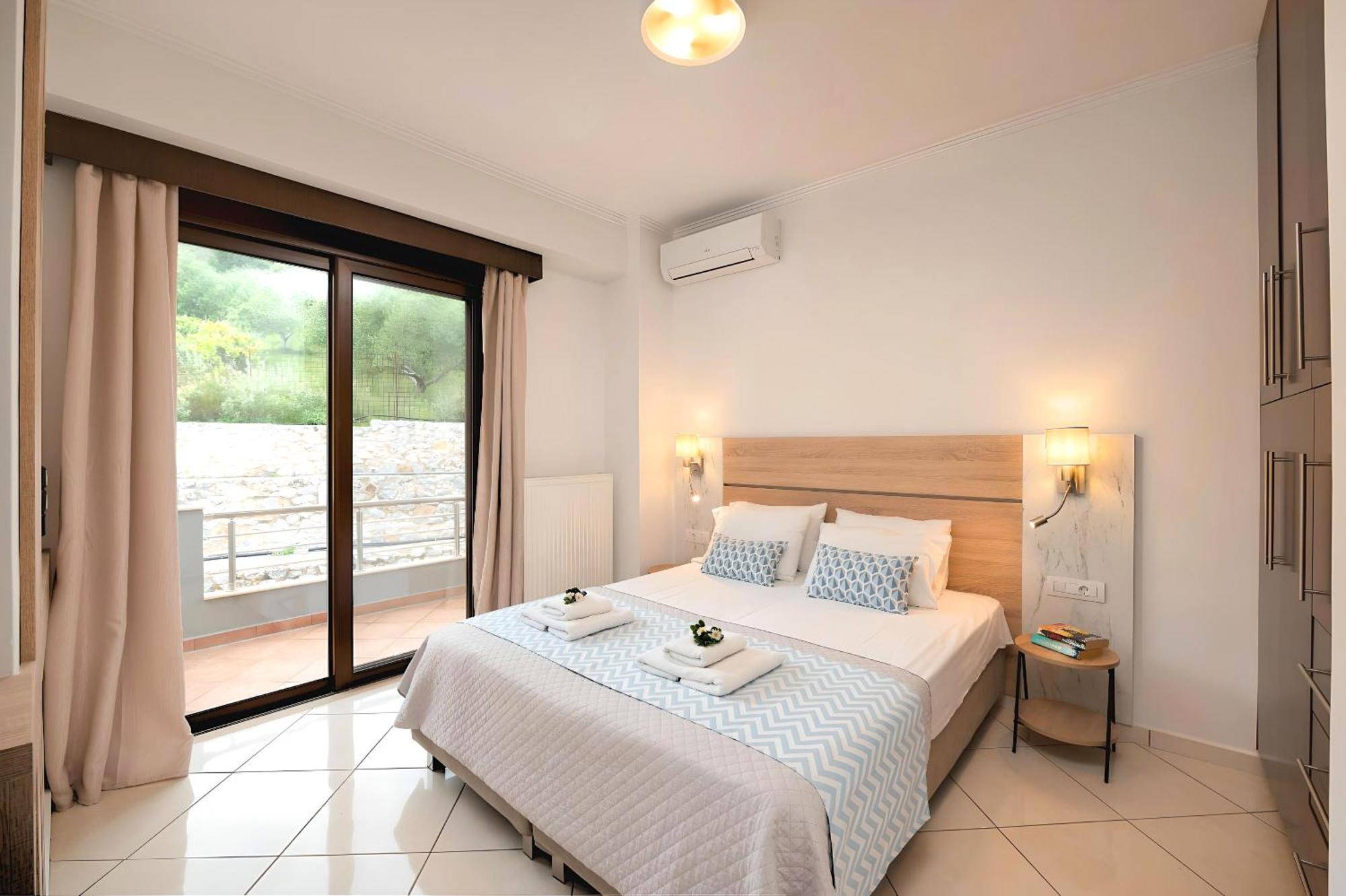 Mathés Sunlight Villas Heated Pool מראה חיצוני תמונה