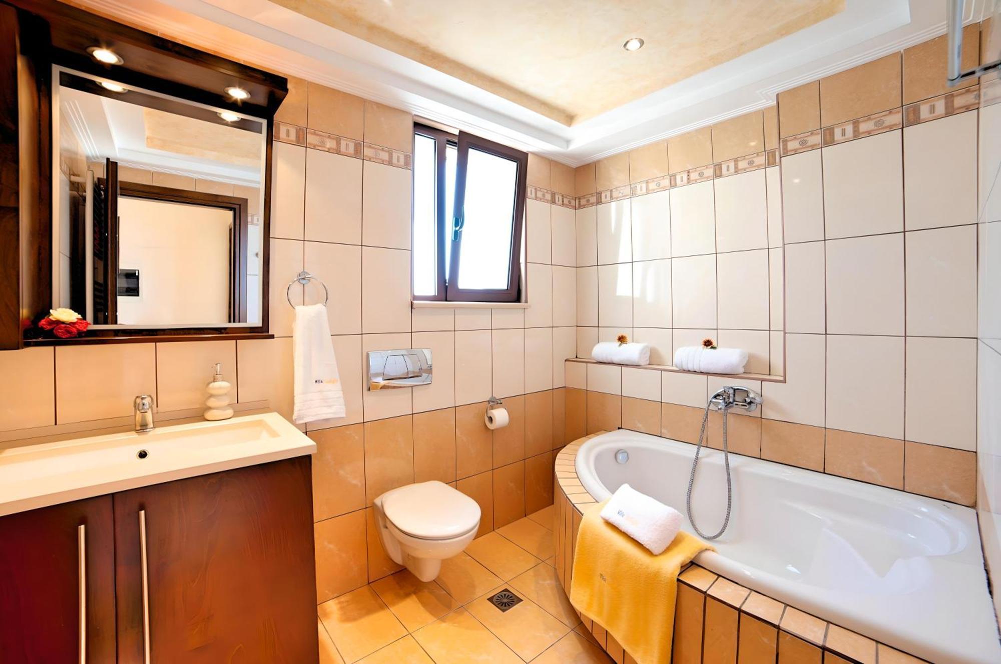 Mathés Sunlight Villas Heated Pool מראה חיצוני תמונה